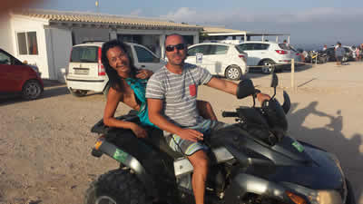 Viajes singles- Recorre Formentera en Moto Viajes singles- Recorre Formentera en Moto